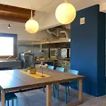 2 Bedroom Stunning In Prázdninový dům *